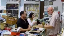 Couple stole 3 gold coins worth $10K from Tamarac collectible store, owners say